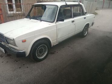 ВАЗ (ЛАДА) 2107: 1984 г., 1.5 л, Механика, Бензин, Седан