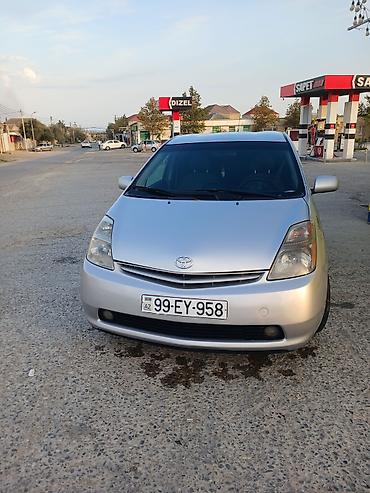 Toyota Prius (2-ci nəsil) hibrid hetçbek - Gümüşü rəng, aerodinamik lalafo.az -da Toyota Prius (2-ci nəsil) hibrid hetçbek - Gümüşü rəng, aerodinamik