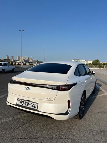 kvadrasikl satışı: Tesla : 1.5 л | 2024 г. 15000 км Седан