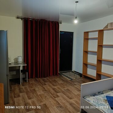 адна комнатный квартира: 15 м², С мебелью