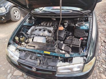 мазда автомобиль: Mazda 626: 1993 г., 2 л, Механика, Бензин, Хэтчбэк