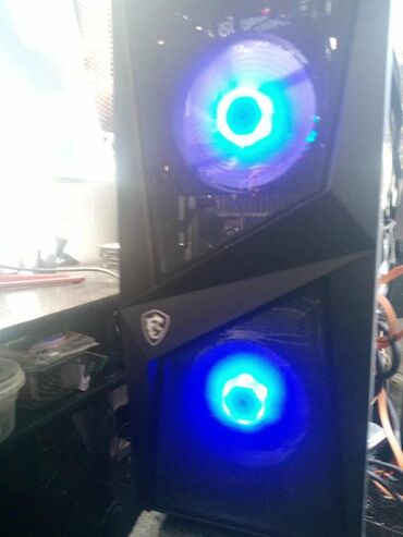 Desktop računari i radne stanice: I7 Gejmer vrhunska mašina 30 giga ram-Vrhunska visokokvalitetna — 1