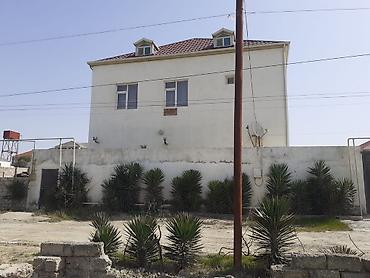 savalanda evler: Satılır: Həyətyanı sahəsi olan 2 mərtəbəli fərdi yaşayış evi - — 2