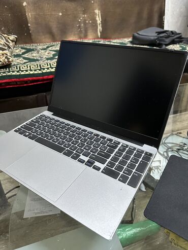 Ноутбуки: Ноутбук, 8 ГБ ОЗУ, Intel Celeron, Б/у, Для несложных задач
