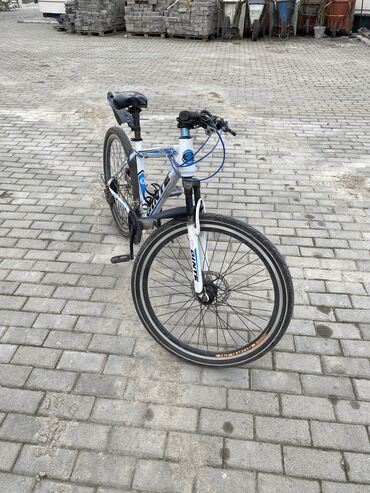 велосипед bonvi: Срочно продаю Велосипед размер колеса 26 Б/У 
Срочно срочно