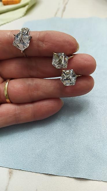 Серебряные наборы украшений: Набор украшений: серьги + кольцо с прозрачными камнями,горный хрусталь — 14