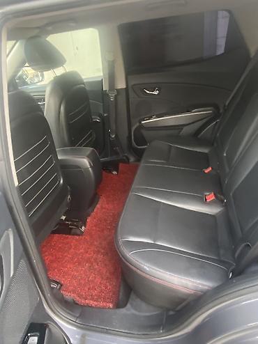 byd e2 2024: Ssangyong Tivoli: 2018 г., 1.6 л, Автомат, Бензин, Кроссовер — 9