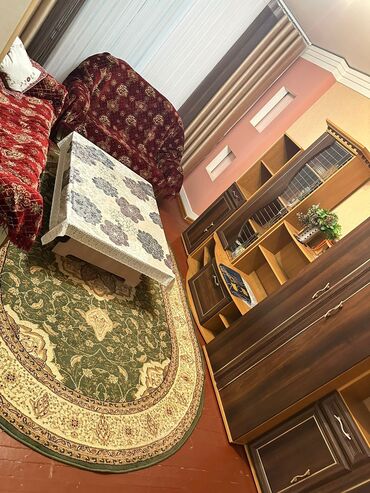барачного дом: Продается 3х ком квартира на 2 ром этаже 105 серия кирпичный дом не