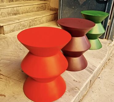 Lejankalar, şezlonqlar: Şezlong 
Lejenka. 
Hovuz içi özel tasarım — 27