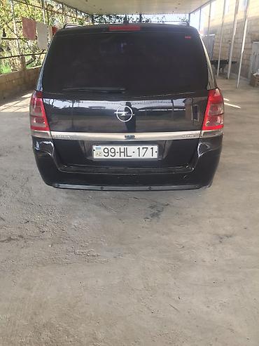 ceska satisi: Opel Zafira: 1.7 l | 2009 il 338470 km Van/Minivan — 7