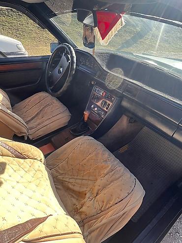 двери чанган: Mercedes-Benz W124: 1986 г., 2.3 л, Механика, Бензин, Седан — 6