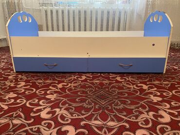 детский двухместный кровать: Односпальная кровать, Для девочки, Для мальчика, Б/у