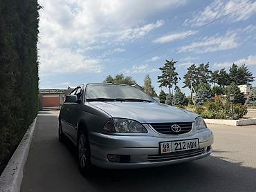 Toyota Avensis: 2002 г. — 4