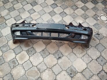 Bamperlər, buferlər: Ön, Mercedes-Benz 210, 2000 il, Almaniya — 2