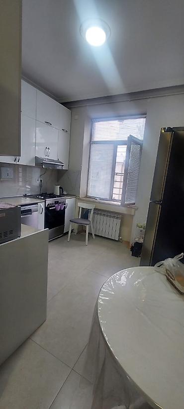 iceriseher ev satilir: Bakı, 3 otaqlı, Köhnə tikili, 90 kv. m — 4