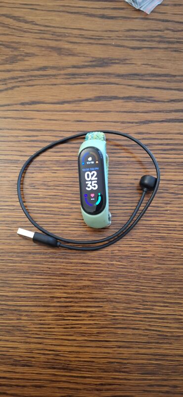 yun koynekler: Б/у, Смарт браслеты, Сенсорный экран, цвет - Зеленый