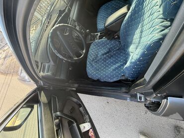 Audi: Audi 100: 1991 г., 2 л, Механика, Бензин, Седан — 10