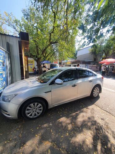 chevrolet lacetti: Chevrolet Cruze: 2012 г., 1.6 л, Механика, Газ, Седан