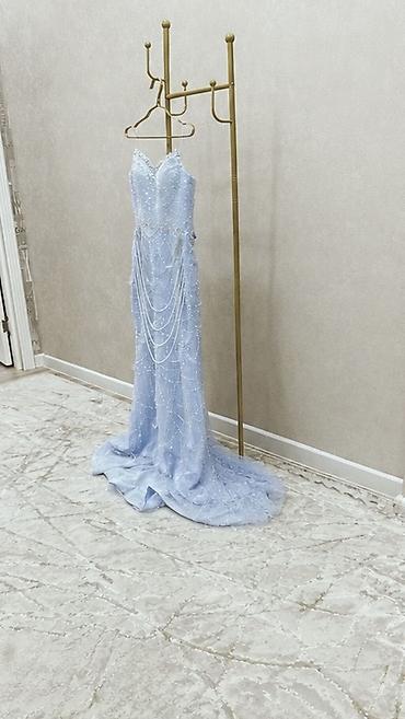 light blue: Вечернее платье, А-силуэт, Длинная модель, Атлас, Без рукавов, Шлейф, Стандарт — 4