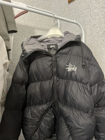 золото 583 пробы цена ломбард: Пуховик Stüssy с капюшоном - Цвет: черный - Наполнение: пух/перо