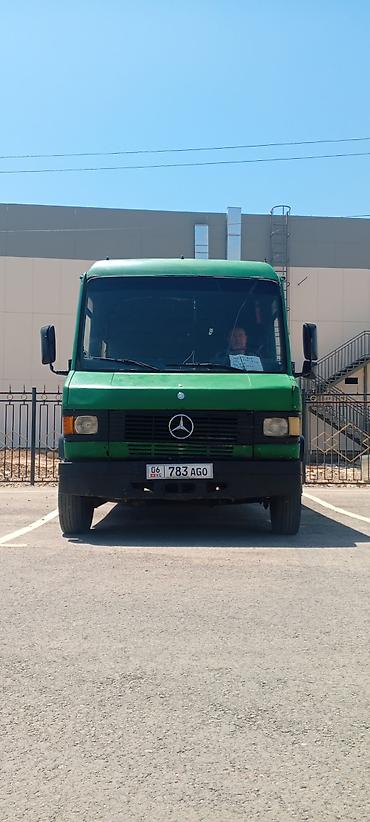 corolla 2016: Mercedes-Benz Vario: 1995 г., Фургон — 5