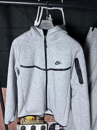 мужской свитер реглан: Мужская толстовка, M, Nike, Новый, цвет - Серый, Самовывоз, Платная доставка — 1