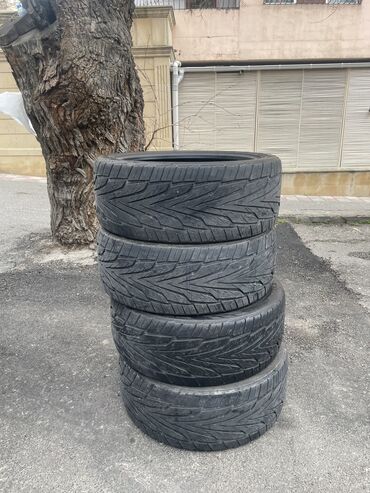 Təkərlər: İşlənmiş Şin Toyo 285 / 40 / R 22