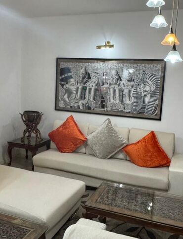 филармония квартира долгосрочная: 3 комнаты, Риэлтор, С мебелью полностью