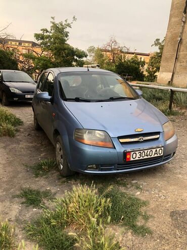 срочно продам авто в связи с переездом: Daewoo Kalos: 2003 г., 1.4 л, Механика, Бензин, Хэтчбэк