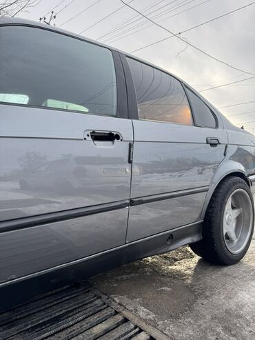 BMW: BMW 3 series: 1992 г., 1.6 л, Механика, Бензин, Седан — 4