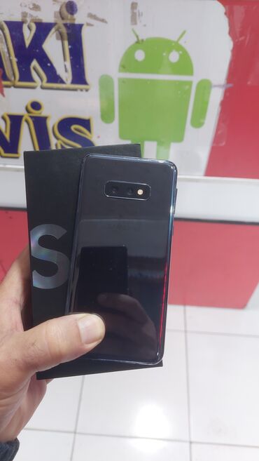 Samsung: Samsung Galaxy S10e, 128 GB, rəng - Qara, Barmaq izi