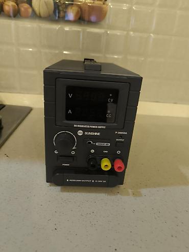 passa cc: SUNSHINE P-3005DA – tənzimlənən DC laboratoriya güc mənbəyi — 2