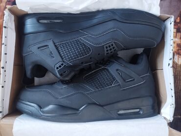 белые кеды мужские: Мужские кроссовки, 44, Air Jordan, Новый, цвет - Черный, Самовывоз