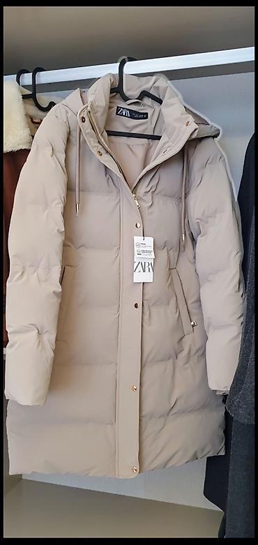 zara пуховик: Пуховик, По колено, Корея, Бесшовная модель, S — 1