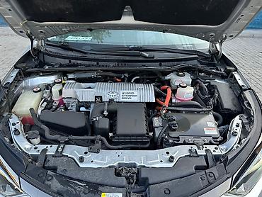 Toyota: Toyota : 2021 г., 1.8 л, Вариатор, Гибрид, Седан — 8