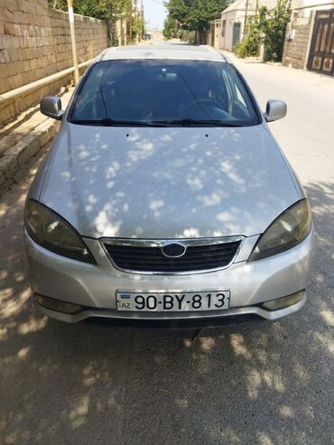 Daewoo: Daewoo Gentra: 1.5 l | 2014 il Sedan