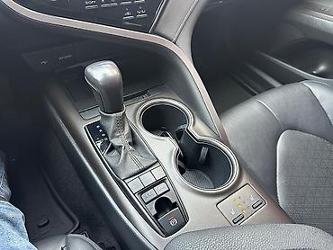 Toyota: Toyota Camry: 2022 г., 2.5 л, Типтроник, Гибрид, Седан at lalafo.kg — 11 Toyota: Toyota Camry: 2022 г., 2.5 л, Типтроник, Гибрид, Седан — 11