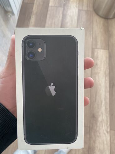 Apple iPhone: IPhone 11, Б/у, 128 ГБ, Черный, Зарядное устройство, Защитное стекло, Чехол, 87 %