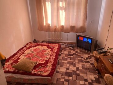 свердловский район: 12 м², Без мебели