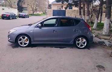 i30: Hyundai i30: 1.4 l | 2011 il Hetçbek — 3