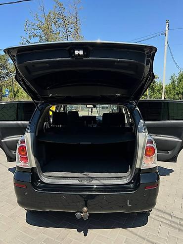 Toyota: Toyota Corolla Verso: 2007 г., 2.2 л, Механика, Дизель, Минивэн — 9