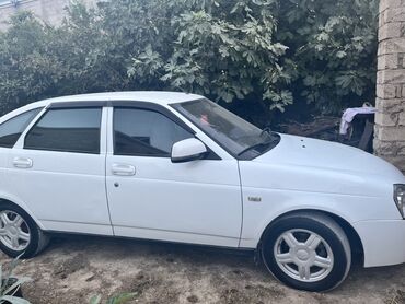 VAZ (LADA): VAZ (LADA) Priora: 1.6 l | 2012 il 268706 km Sedan — 13