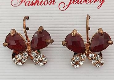 Серьги: Продаю новые серьги. Остались после закрытия торговой точки. Цены — 3