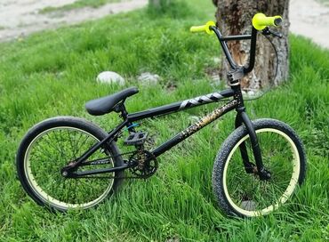 седло для осла: Велосипед bmx Giant METHOD 02 Рама : 100% Hi-Ten, стальная Вилка 