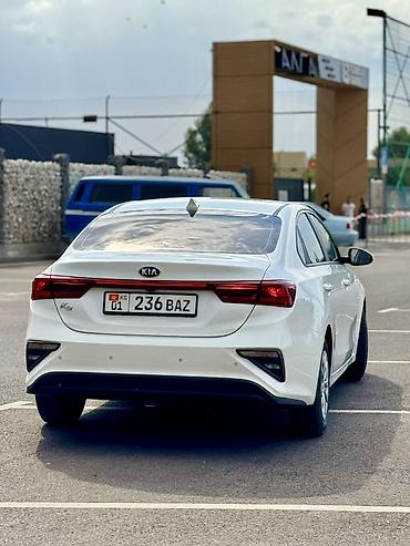 byd e1: Kia K3: 2020 г., 1.6 л, Автомат, Бензин, Седан — 2