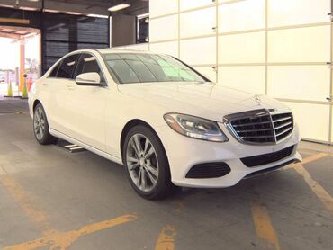 Mercedes-Benz: Mercedes-Benz C-Class: 2 l | 2016 il Sedan — 5