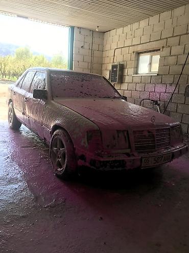 фура мерс: Mercedes-Benz W124: 1988 г., 2.3 л, Механика, Бензин, Седан — 2