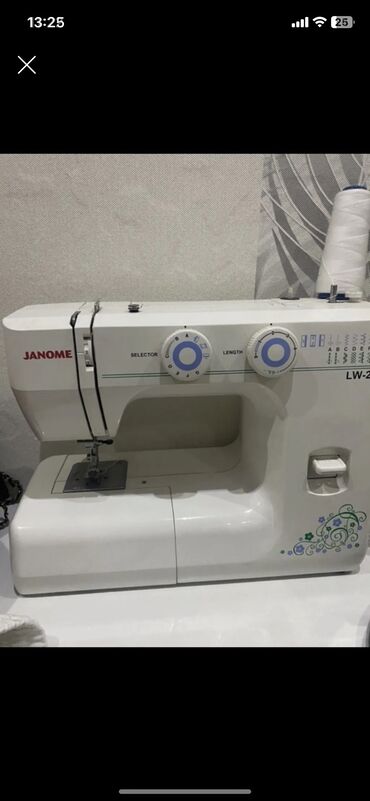 швейный машинка петля: Швейная машина Janome, Полуавтомат