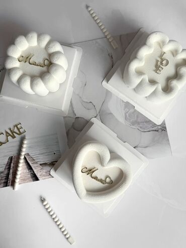 клематис бал цветов купить: Десерты-муссовые торты с велюровым покрытием и декоративной короной -