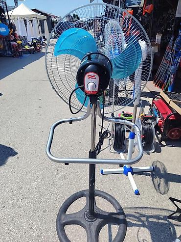 cer ta pec: 2u1 može da bude i mali podnu ventilator.metalne lopatice Cena 5000 — 2